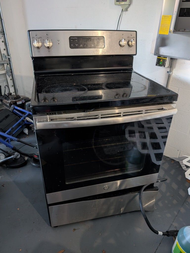 GE Stove and Microwave