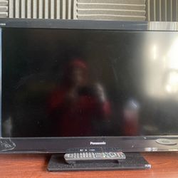 36” Panasonic TV w/Remote 