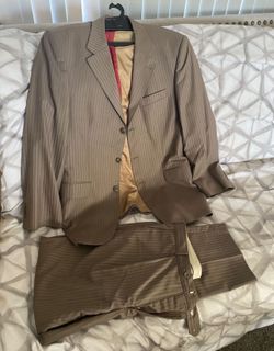 men suit, jacket and pants, only used few times. Like new condition $25 