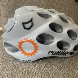Catlike Whisper Plus Bike Bicycle Helmet Medium