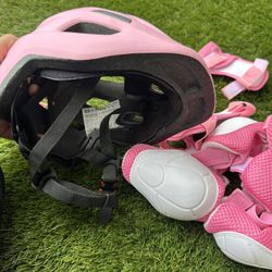 Helmet And Knee pads 