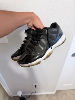 Jordan 11 low retro