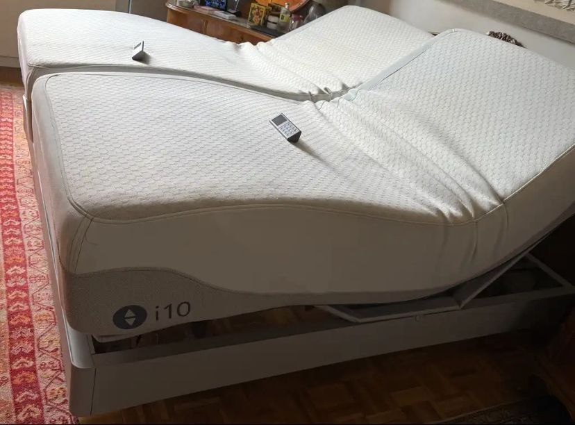 Sleep Number i10 Twin XL Adjustable Bed and Base