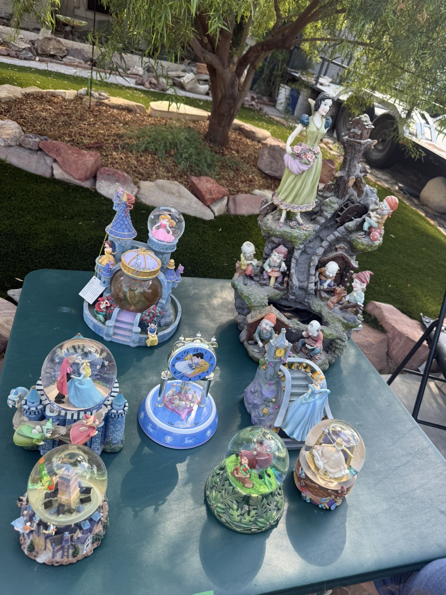 DISNEY COLLECTORS ITEMS