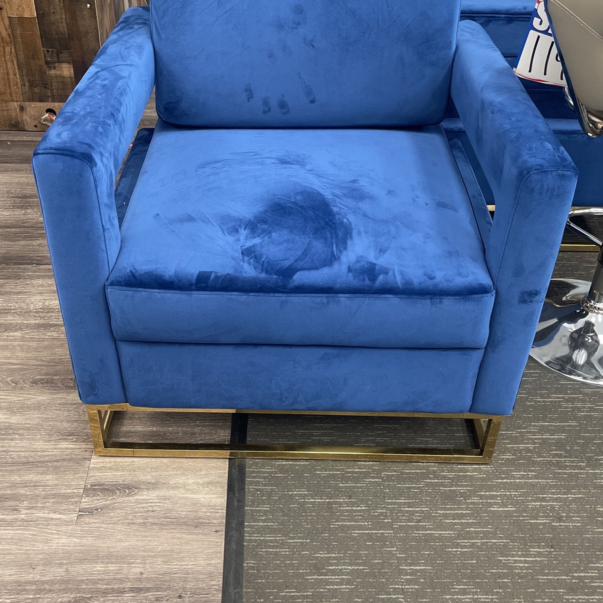 Accent Chairs