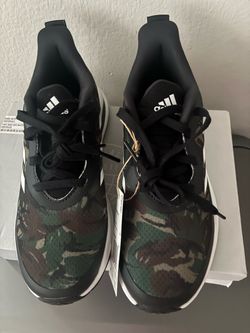 Adidas Low-Top Sneakers Camo Print SZ 3.5