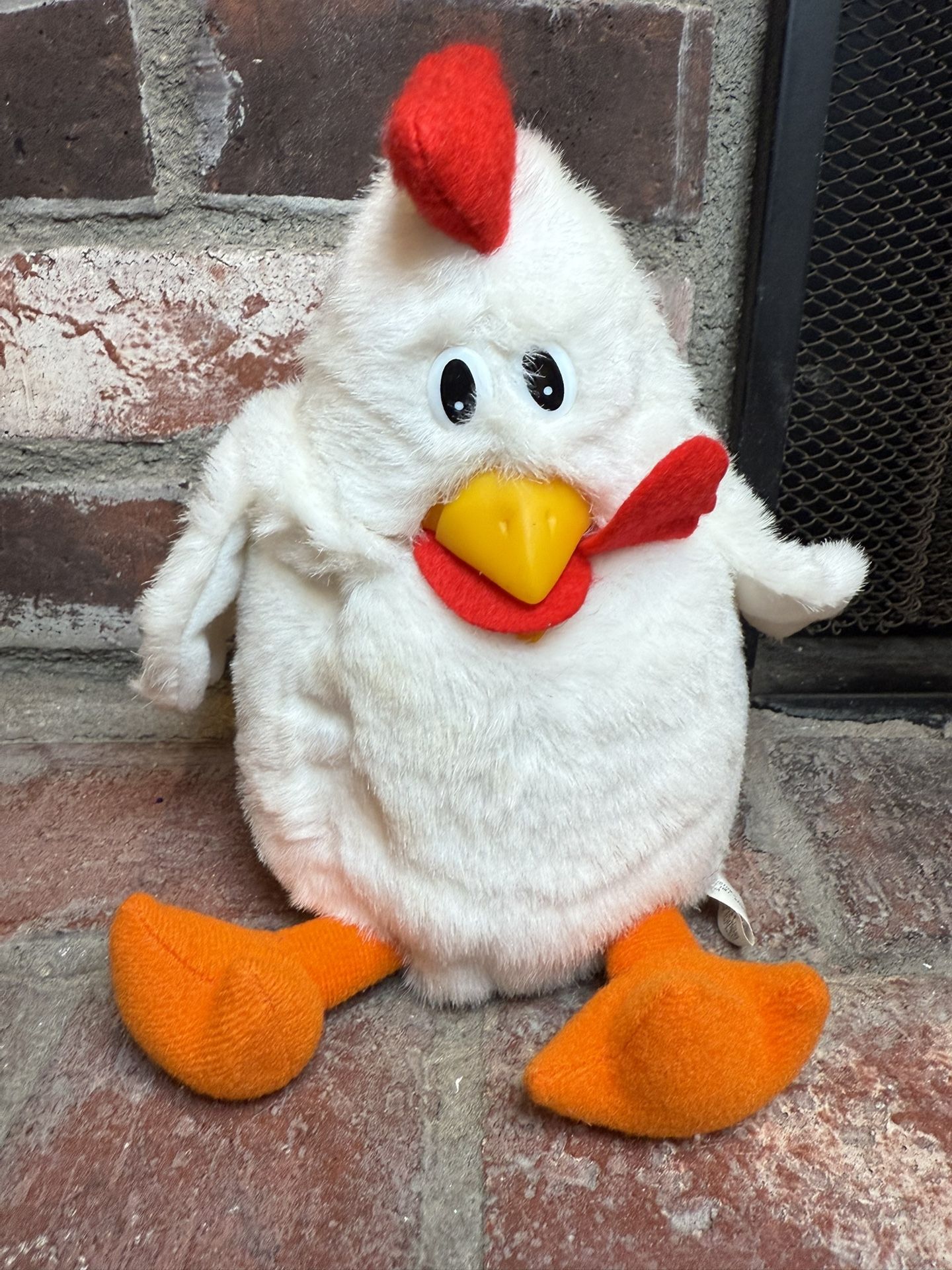 Vintage GEMMY Cornelius Dancing Chicken Plays Chicken Dance Tested Works  Batteries not included