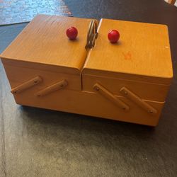Vintage Cantilever Wood sewing Box 