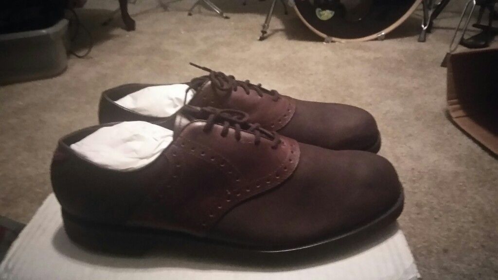 Men's Two Toned Leather Oxfords