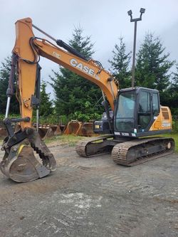 Case CX130D (excavator / Trackhoe)