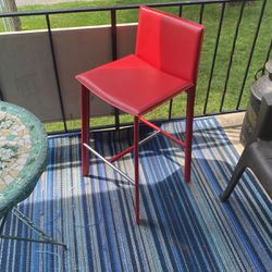 set of 2 red chairs 