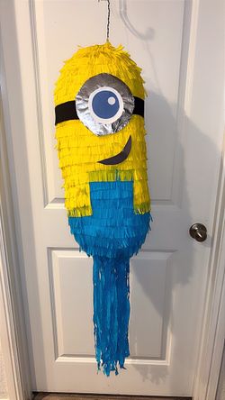 Minion Piñata