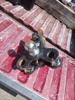 Eaz lift hitch