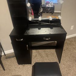 Black Vanity With Chair 
