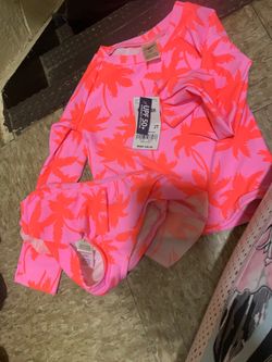 Little girl swimwear