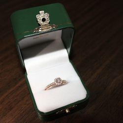 Rose Gold Engagement Ring Woman (size 8)