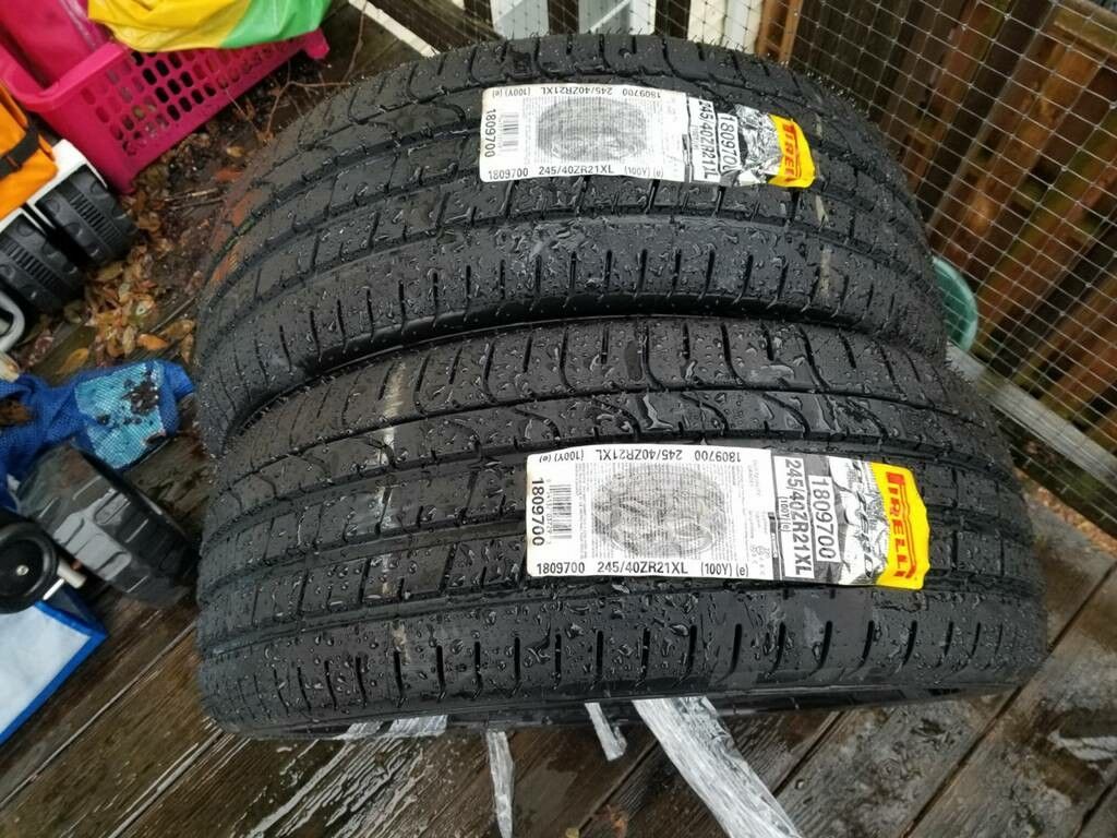 2 New Pirelli PZero 245/40ZR21XL 100y series tires (qty2)