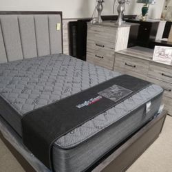 Stunning Five Piece Bedroom Suite 