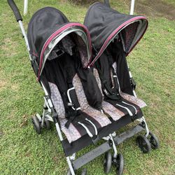J is for Jeep Twin Umbrella Stroller