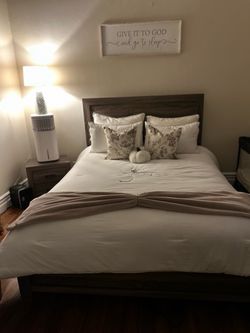 Bedroom set