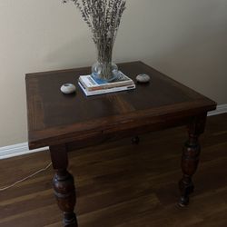 Antique Mahogany Extendable Dining Table