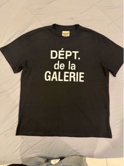Gallery dept. /Dept. de La Galerie Black Tshirt