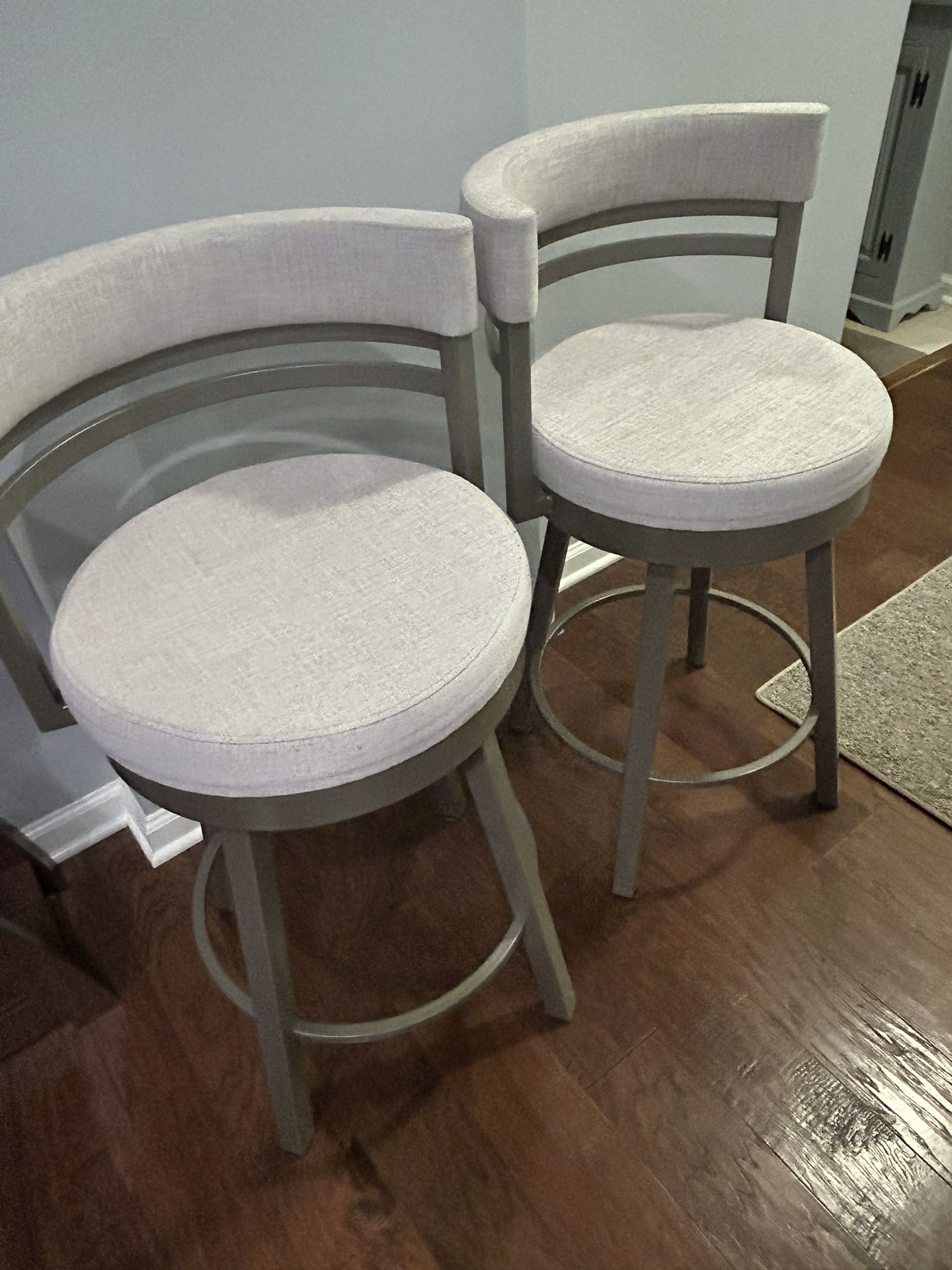 Like New- 2 Ronny 26” Counter Stools