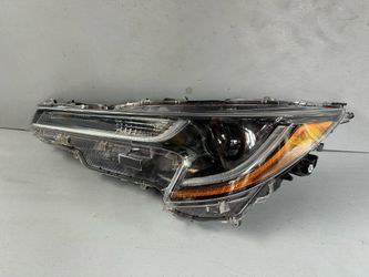 2020 2021 2022 TOYOTA COROLLA LEFT DRIVER SIDE HEADLIGHT OEM 10100-8A0MT