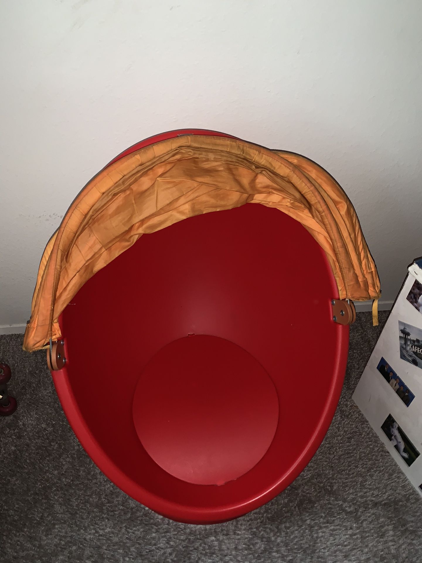 Egg swivel chair for kids