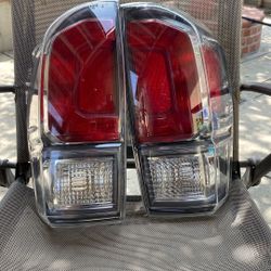 2019 Tacoma Tail Lights 