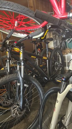 Specialized rock hopper comp.