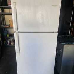 Frigidaire Refrigerator/Freezer Combo