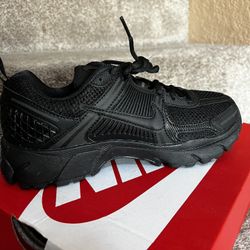 Vomeros 5 