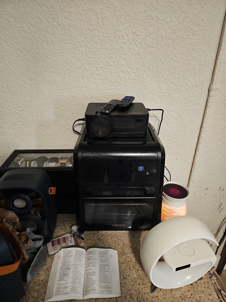 Mini Projector 1080 P