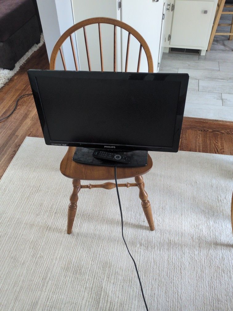 24 Inch Phillips TV