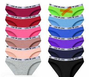 Women’s panties, size L, brand new—$2 each. The green one has already been sold.