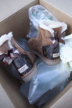 UGG LV Boots