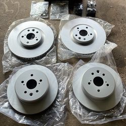 Front and Rear Rotors Brake Pads Lexus