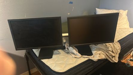 Double Monitor w/ Stand - DELL
