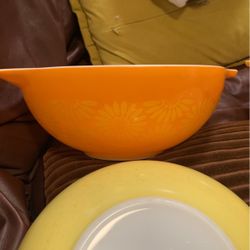 Lot Of 5 Vintage Pyrex Bowls