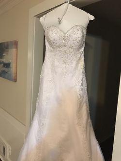 Wedding dress