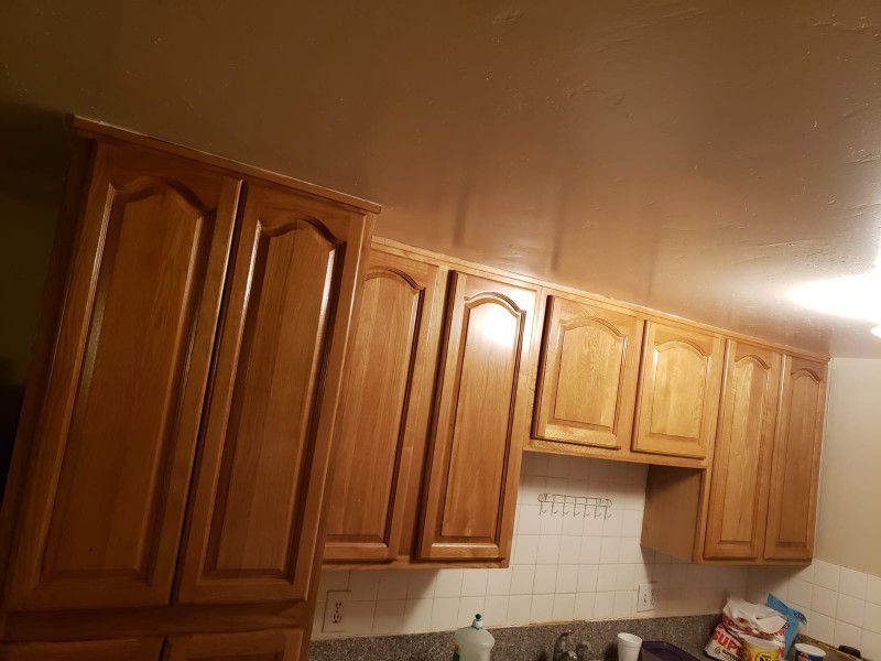 Real Oak Wood Kitchen Cabinets with Granite Top
