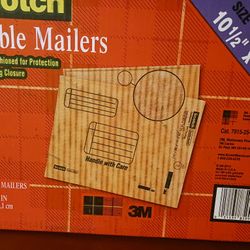 Scotch Bubble Mailers, 10 1/2  X  15 