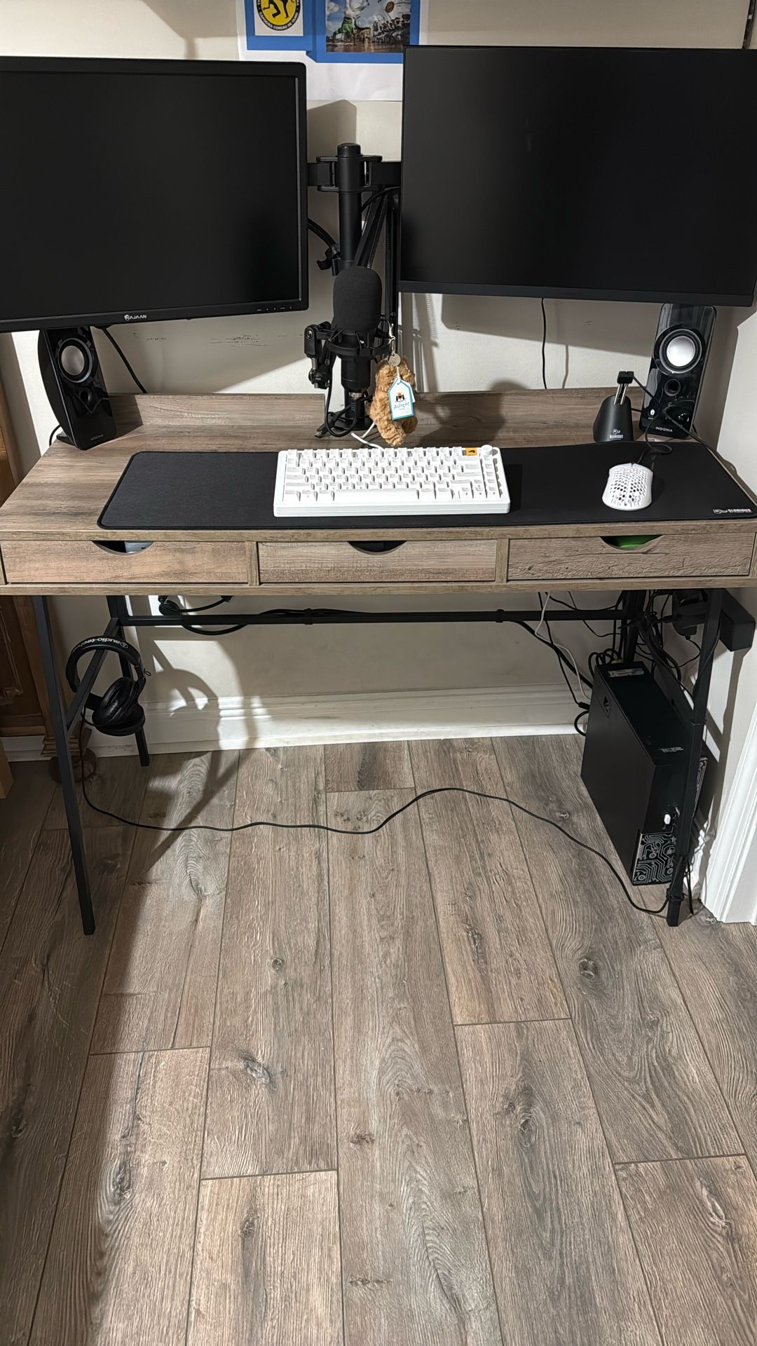 Beautiful Wood  Desk 