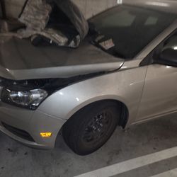 2015 Chevy Cruz. !!PARTS ONLY!!!