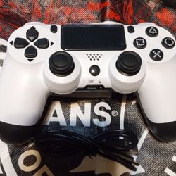 New PS4 Controller $30