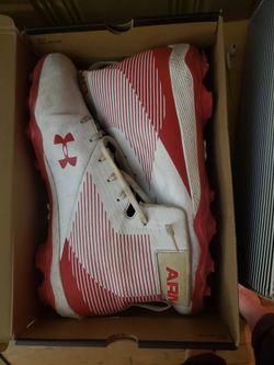 Under Armour Size 15 Cleats