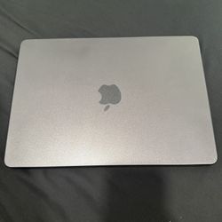 MacBook Air M3 Chip 16 GB 512 SSD 