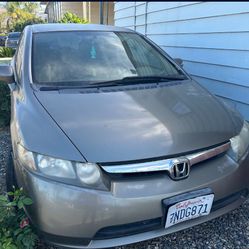 Selling 2006 Honda Civic Hybrid 