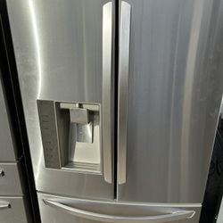 REFRIGERATOR LG 36” Stainless Steel